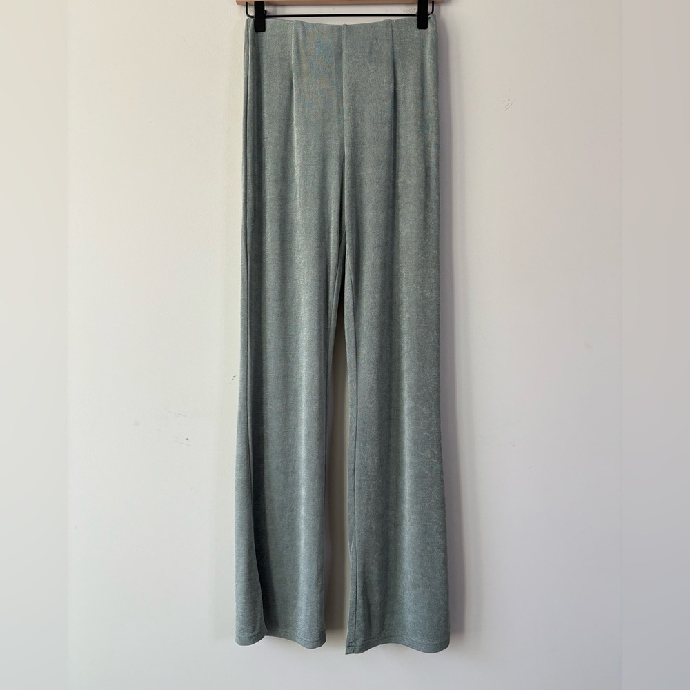 Lost + Wander Wild Sage Pants NWT - Picture 2 of 11